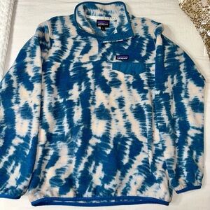 Patagonia Blue and Cream Synchilla Fleece